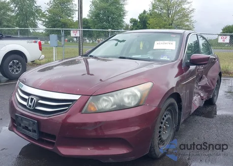 2011 Honda Accord 2.4 Lx из США, поврежденный, VIN 1HGCP2F3XBA041711